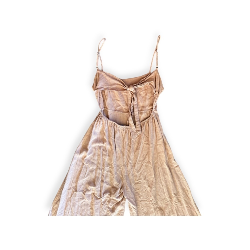 Silky Mauve Wide-Leg Jumpsuit with Spaghetti Straps - Picture 4 of 7